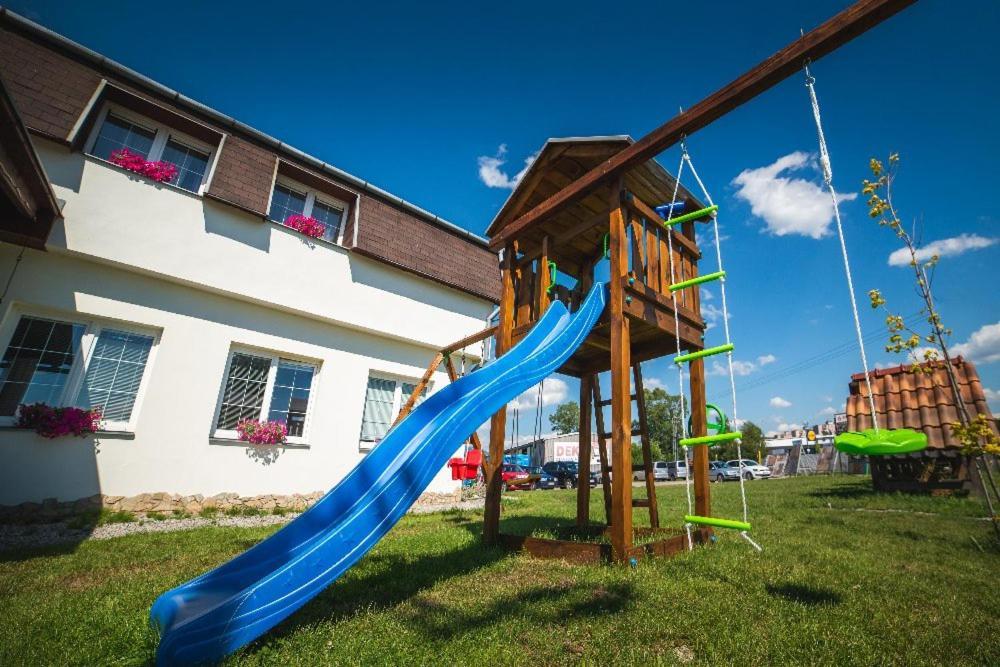Apartmány MINATA Liptovský Mikuláš Exterior foto